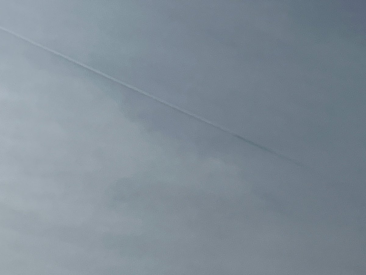 MAgent_42's tweet photo. STOP THIS BULLSHIT NOW! 3/2/26 Fargo ND @kevincramer @SenJohnHoeven
@RobertKennedyJr @POTUS #GeoEngineering #indigoSkyfold #lookUp
#NotCondensation #chemtrails #HAARP
#StratosphericAerosolinjection
#CrimesAgainstHumanity @realDonaldTrump
@SecKennedy
https://t.co/SxVCiXKibr https://t.co/YmOU5ZiDUG
