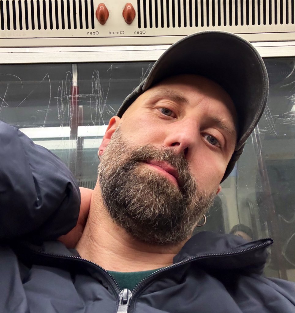 Mr Ice tweet media