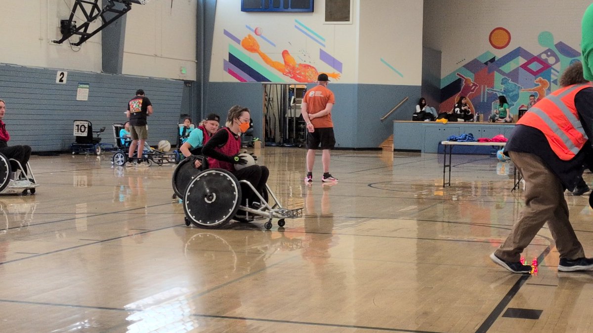 Casey 🤨 Ains tweet media