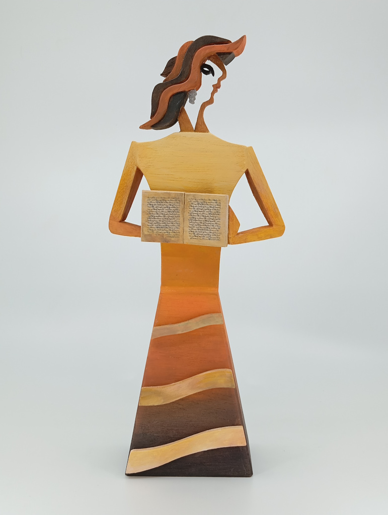 Solarescultura's tweet photo. Lector LXXXVIX  “Las ideas transformadoras de la vida siempre llegan a través de los libros." Bell Hooks
Lector XC  “Los libros son magia única portátil." Stephen King  📚📖

#BookArt #WoodSculpture #LibraryDecor #BooksAndArt #sculpture #Fineart #reading #BookLovers #homedecor https://t.co/qtxXe06Ye6