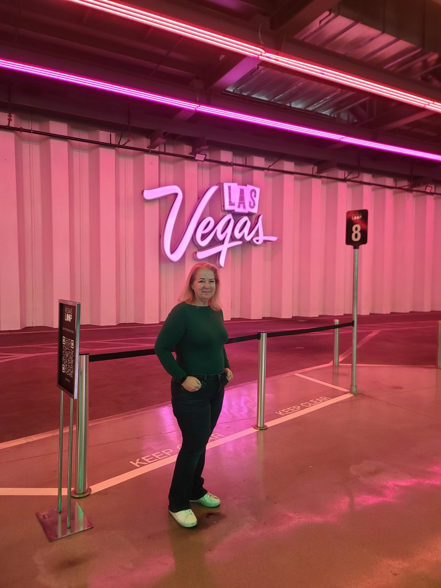 EdgeworthForNV's tweet photo. Some more photos from the #VegasLoop and #boringcompany tour!
As I have said before, the future of transportation is happening underground! https://t.co/MVAr5MQig5