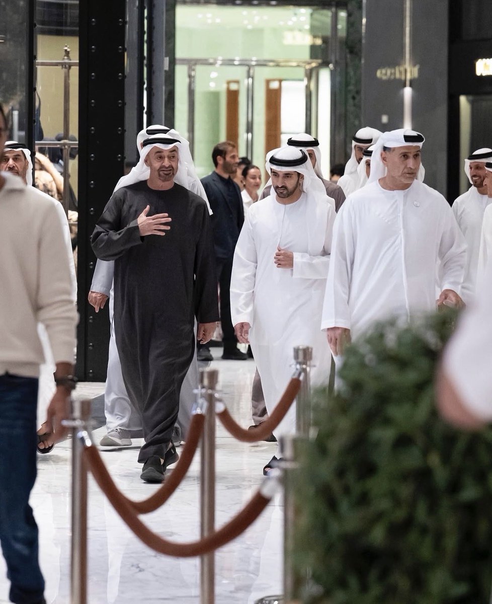 Alkwoafey's tweet photo. الدار بخير بوجودكم🤍🤍🤍🤍 https://t.co/Od1rUnuzaO