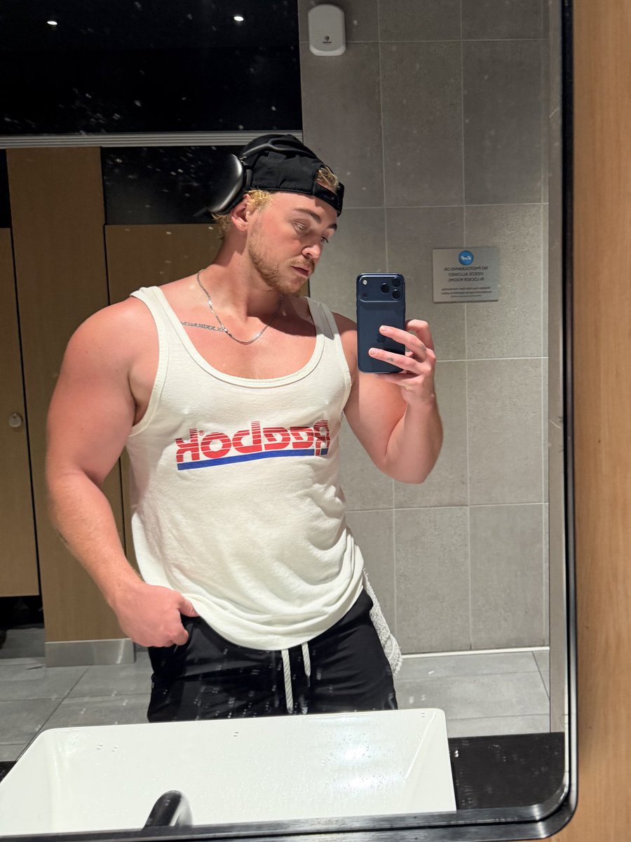 addiᝰ.ᐟ tweet media