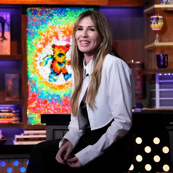 RHLegend32's tweet image. Carole returning to #RHONY as a friend is the best thing that could’ve happened. She’s the perfect bridge between old and new NY. 

Now let’s bring back Dorinda too.