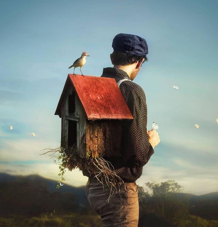 - الإنسانُ النَّبيلُ يَحْمِلُ أَصْلَهُ مَعَهُ أَيْنَمَا ذَهَب .. !!