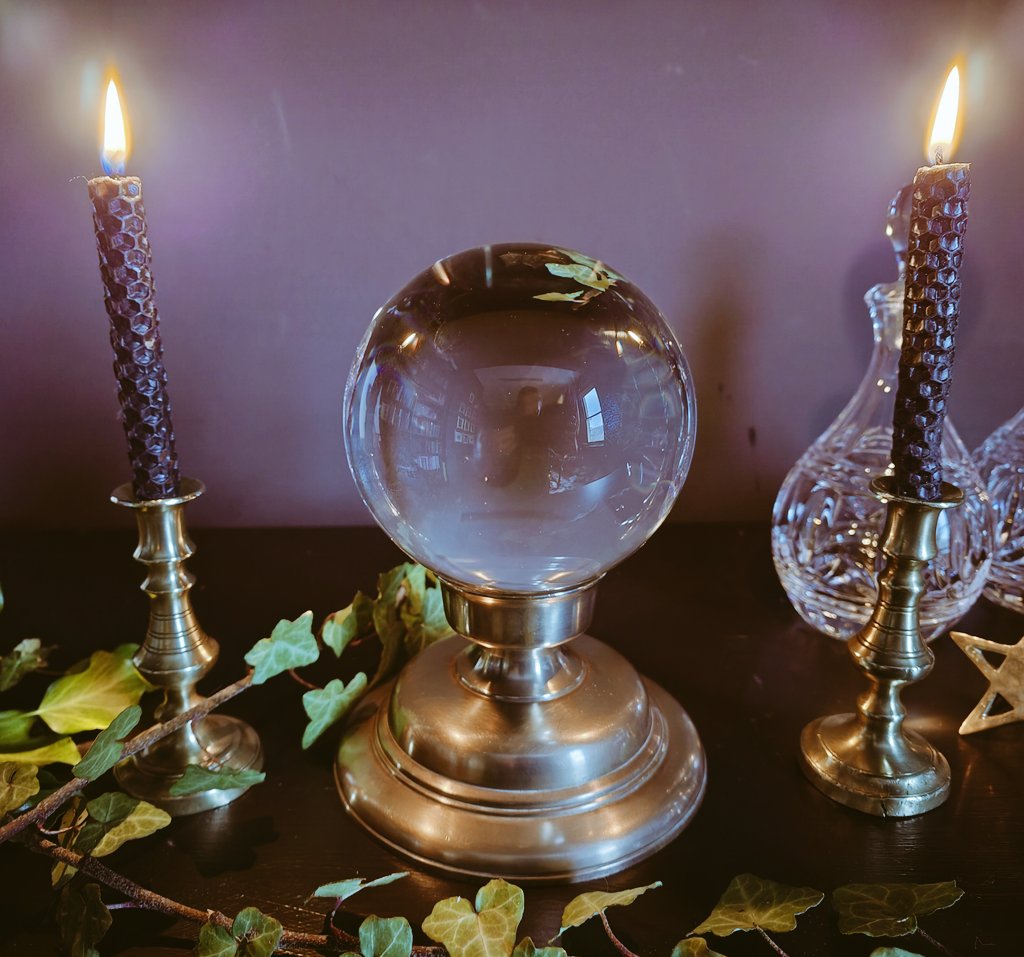 WickedVintageUK's tweet image. Lovely little #crystalball with antique miniature spell candle holders, #witchy altar set!! In store tomorrow!! 🕯️🔮🕯️