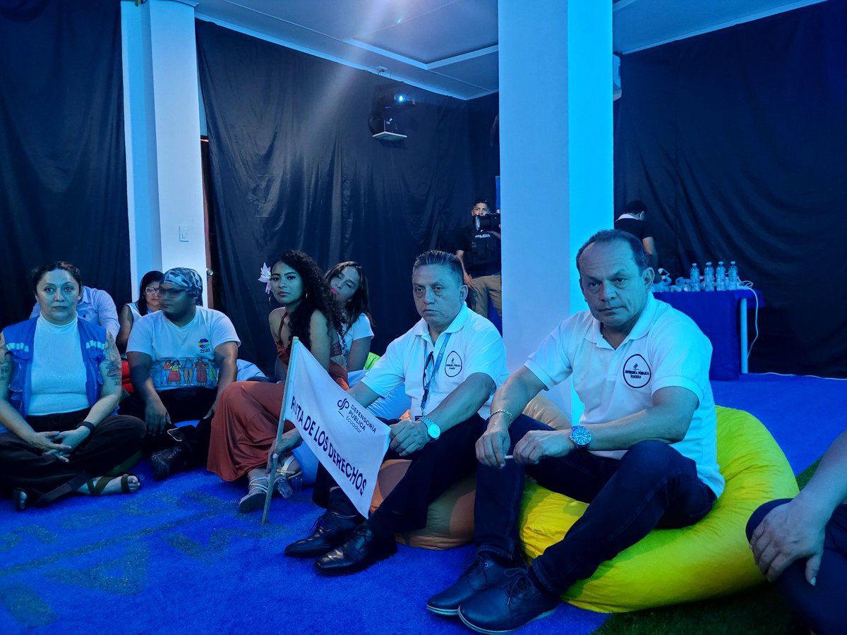 DefPublicaEC's tweet photo. Ricardo Morales Vela, Defensor Público General, visita y recorre La Casa de las Juventudes "Maloca de los Panas", comparte con jóvenes parte de este proyecto de Sucumbíos Solidario entidad adscrita a la @PrefSucumbios  con el apoyo de @ACNUREcuador https://t.co/ebQDk2MgGw