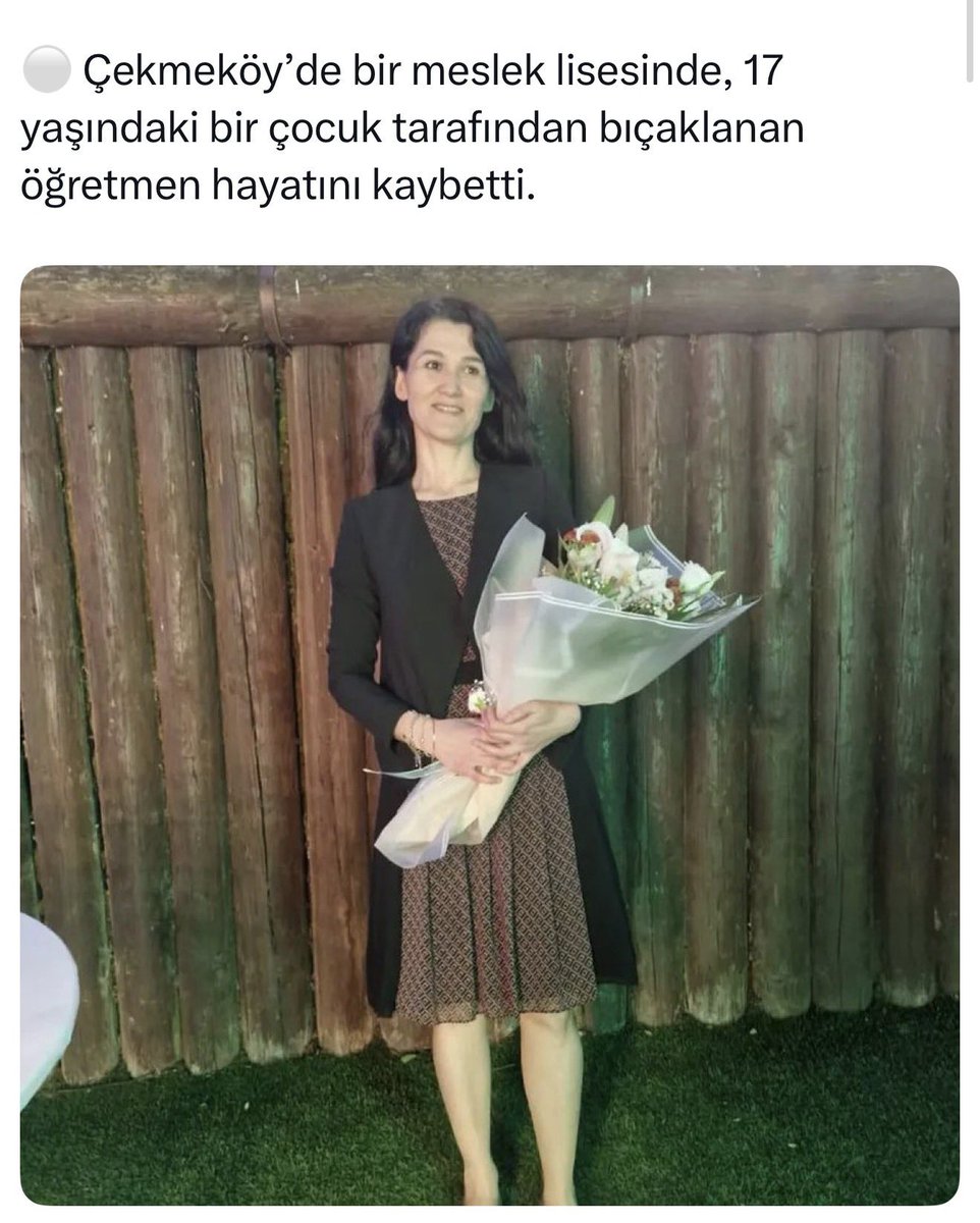 ozzgeoncel's tweet photo. Bir harf öğretenin 40 yıl kölesi olan toplumdan, öğretmen bıçaklayan topluma evrildiysek bu sadece öğretmenlerin problemi değildir!

#öğretmensahipsizdeğildir https://t.co/RKel8WTfXc