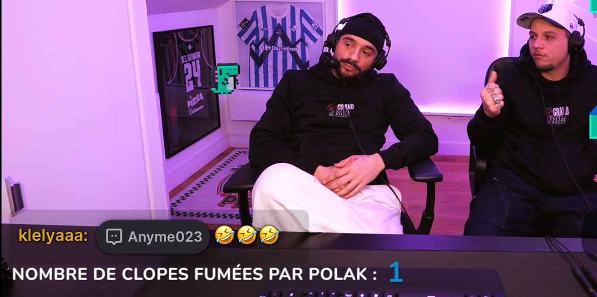 prtlkvss's tweet photo. NOMBRE DE CLOPES FUMÉES PAR POLAK 😭😭😭 il a osé https://t.co/pAIUnCYIbc