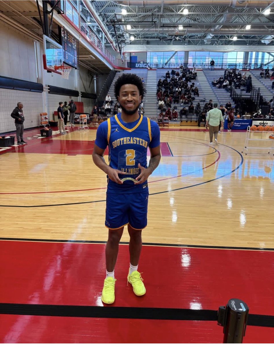 Gabe James tweet media