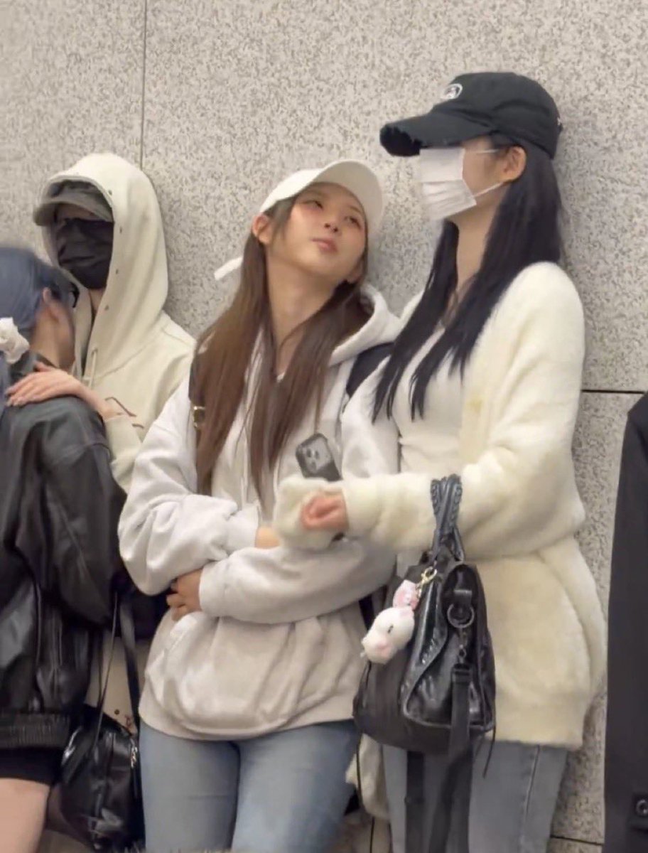 1617 in the back and 38 in the front goodness gracious