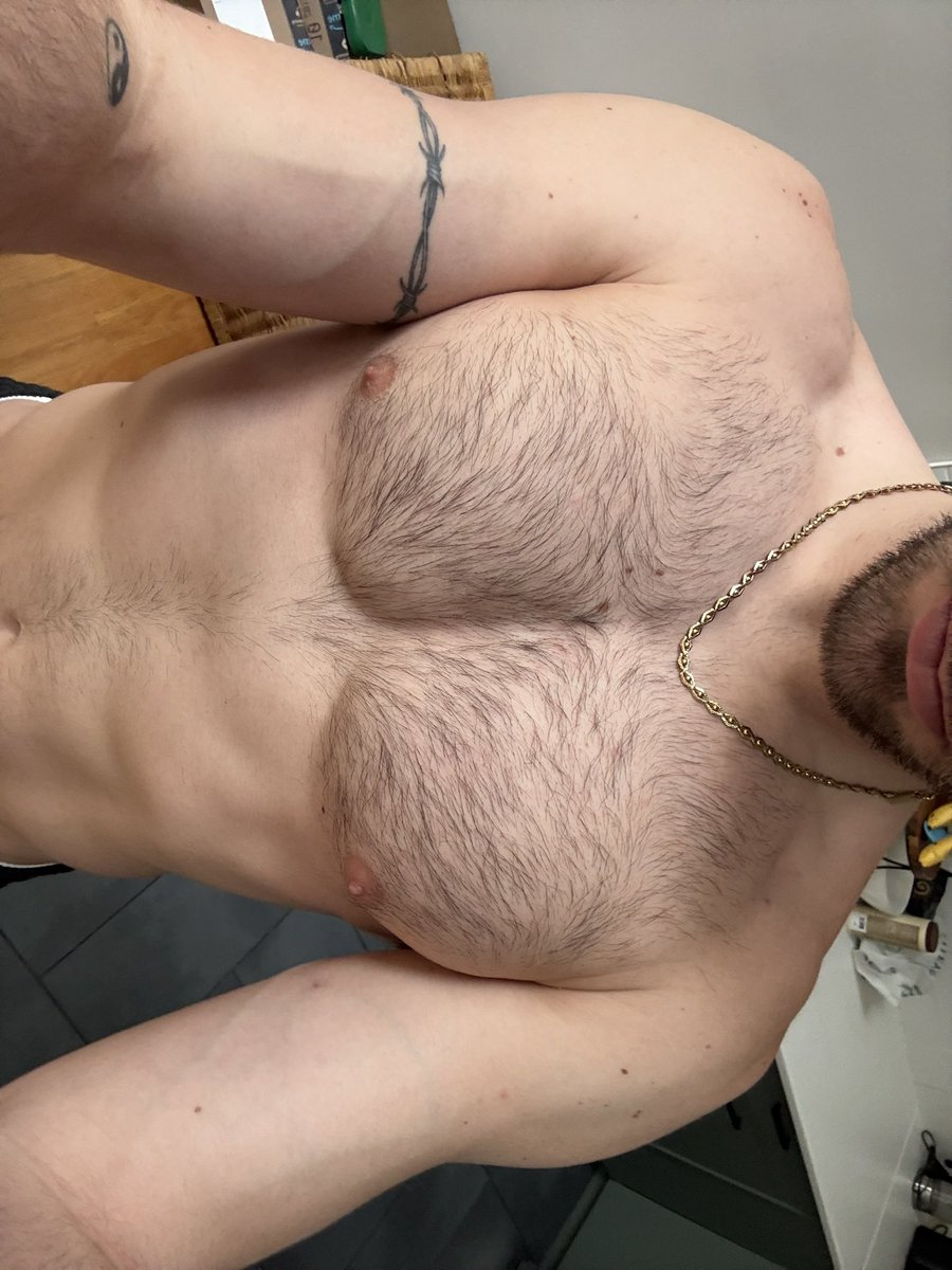 Moira Rose’s Wig tweet media