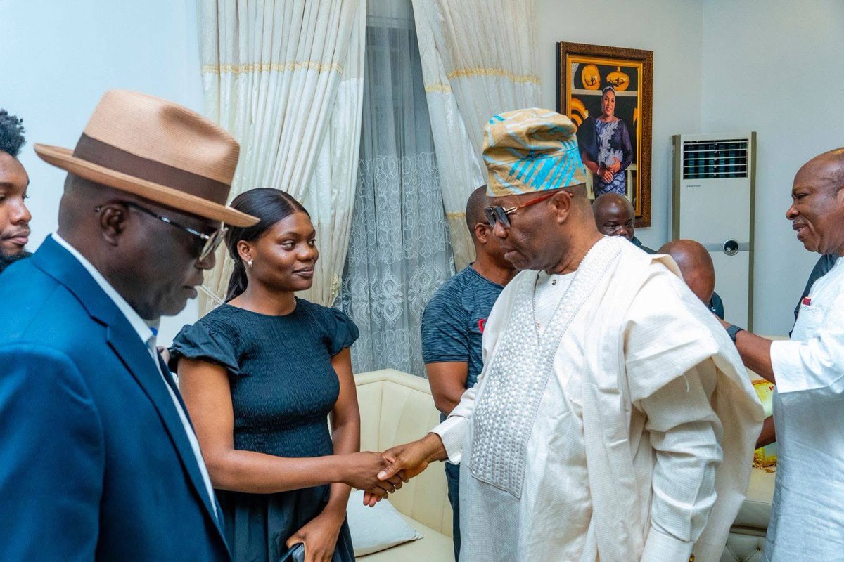 Prof. Mgbeke tweet media