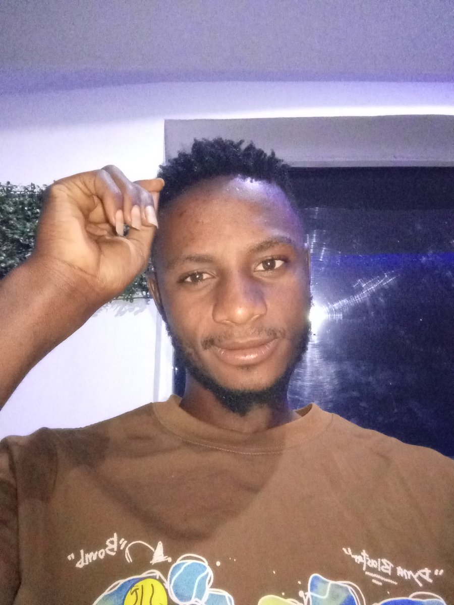 solomon_huleji's tweet photo. story of my life:
2021: Single 😅
2022: Single😢
2023: Single🫤
2024: Single🥺
2025: Single😭
…show more https://t.co/JEs5YGQAMH