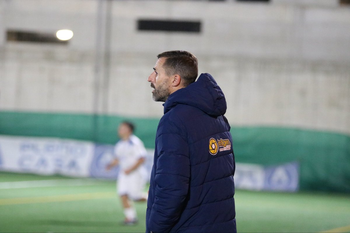 Esteban muñoz tweet media