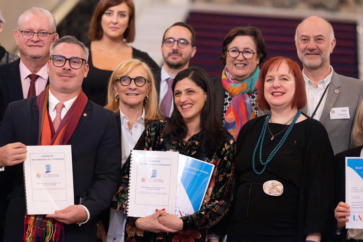 Éléonore Caroit tweet media