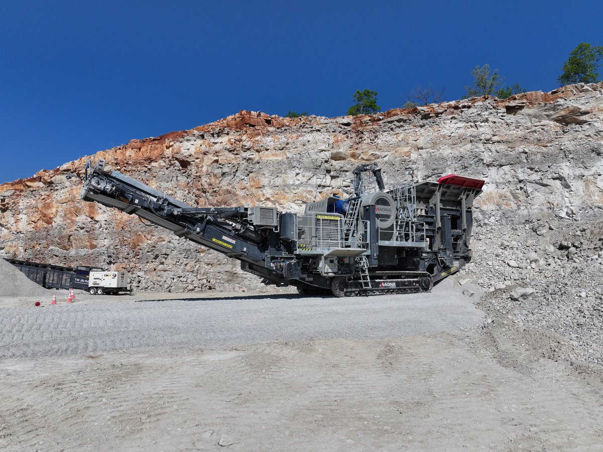TerexCorp's tweet photo. MAGNA™ is officially making its @conexpoconagg. Visit the Terex stand in the Silver Lot (Booth SV2357) to see its flagship machine, the MT130J mobile jaw crusher. https://t.co/fzElkDjnOu