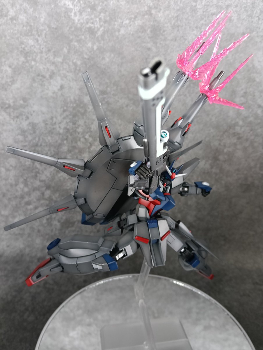 #ラグレア さんで塗装！ちょいアンケート。展示ポーズは右手に…
サーベル（いいね）！
ライフル（RT）！
皆さんのご意見知りたいです。