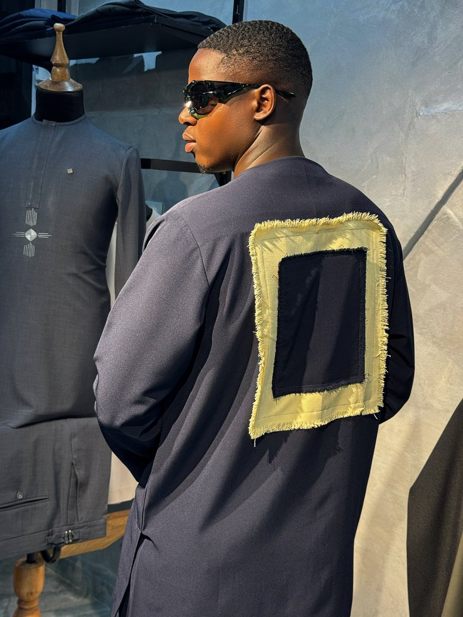 Olida277663's tweet photo. Vous cherchez un costume africain classe, original et de haute qualité ?
OLIDA vous propose des modèles soignés, des tissus premium et des finitions impeccables. 👔✨

✔️ Élégant
✔️ Confortable
✔️ Disponible en plusieurs couleurs et tailles
✔️ Prix accessibles 50 mill https://t.co/IgBRKo3MtG