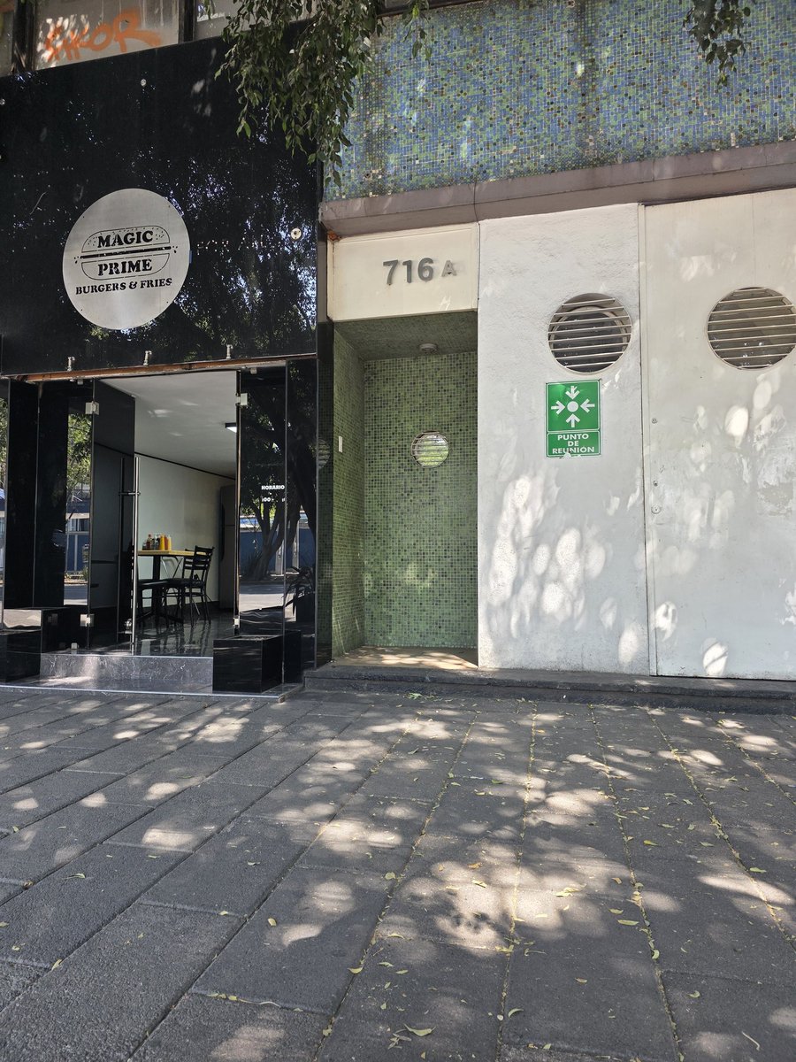 Memo el figuroso tweet media