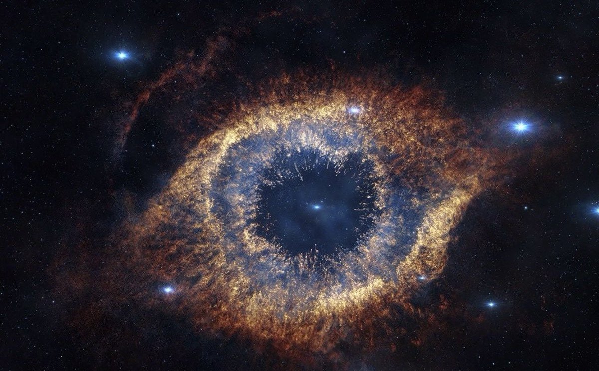 Eye                                                 Nebula