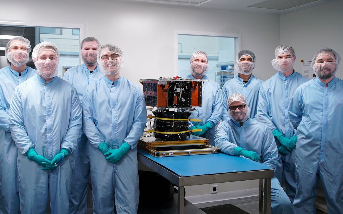 IEEESpectrum's tweet photo. Space Forge’s satellite has turned on its furnace, producing superhot plasma that could be used to manufacture #semiconductors in #space.  It turns out that making semiconductor crystals has some design advantages in space. https://t.co/SPv3qB5lfl https://t.co/4eiaz1frcU