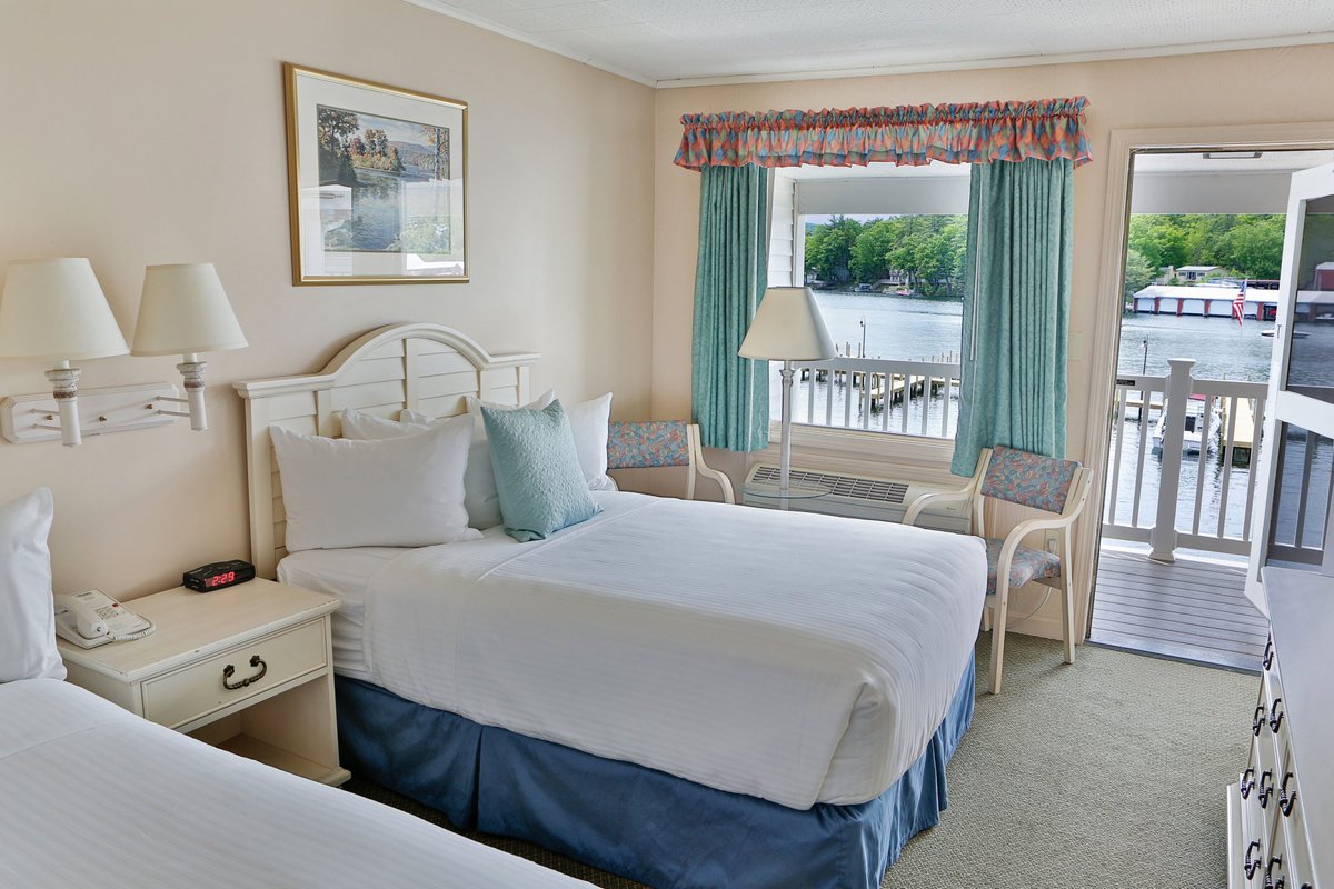 NaswaResort's tweet photo. After a day on Lake Winnipesaukee or the Kancamagus, come home to NASWA 💙
Comfortable rooms, award-winning dining, and the perfect place to unwind.

Adventure outside. Comfort inside.
That’s a NASWA kind of day. 🌅

#NASWAResort #LakeWinnipesaukee #NHGetaway #NewEnglandTravel https://t.co/wmUv8bO7wC