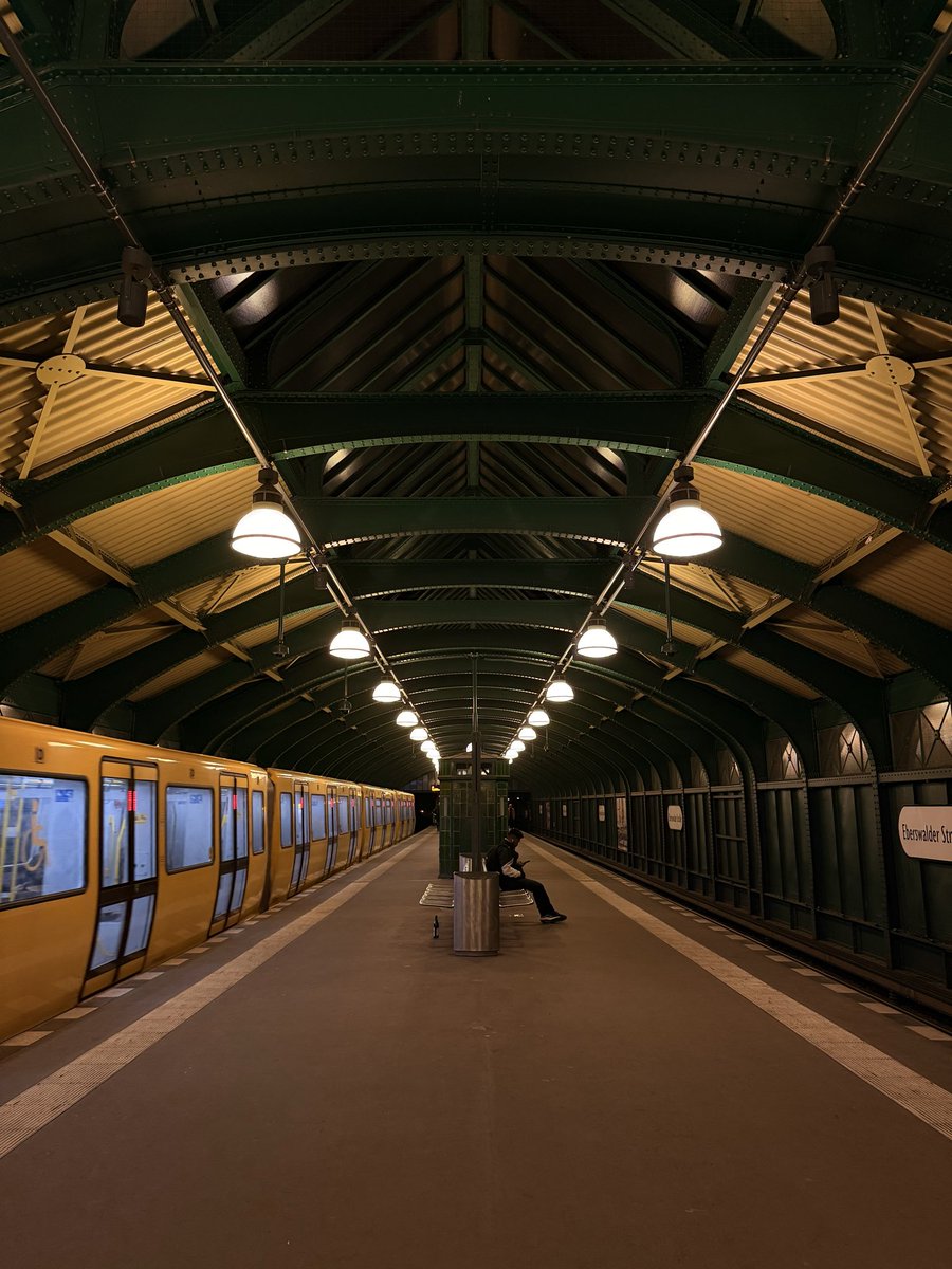 Conitobmx's tweet photo. berlín https://t.co/9lM3ZWkxyw