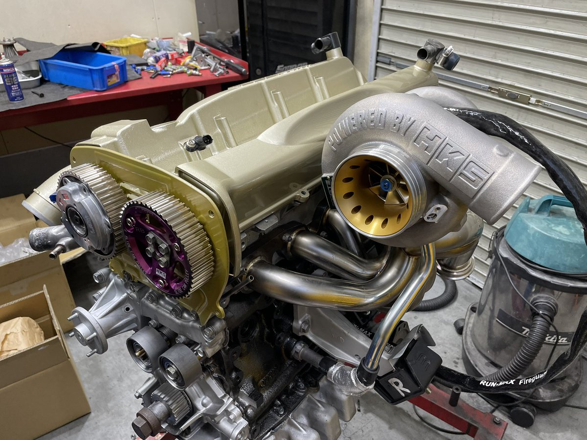 garuda_max's tweet image. 集中豪雨による半水没から奇跡の復活を遂げたヤンキーパープル号です😊

#33の日
#R33 
#GTR