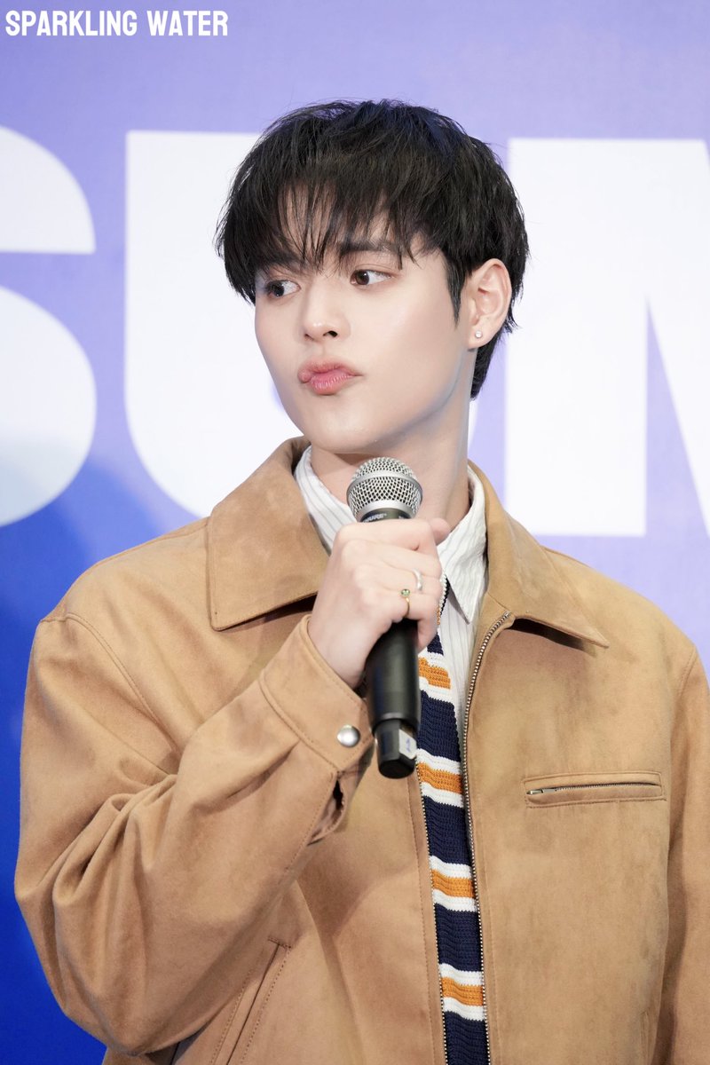 OhmPoon_PHfc819's tweet photo. Awwwww such a cutieeee love love babyyyy aww 🥰🫶
POON WITH DEVY
#DevyXPoon #poon_mit12 https://t.co/eRrejELAx7