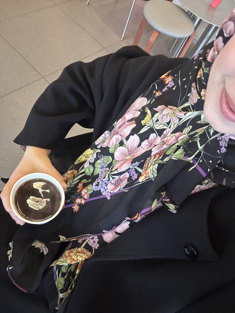 Nur343523's tweet photo. Torunlara bırakılacak o şal 🫠🏵️🦌
#freshscarfs #freshayıninfluencerı https://t.co/HfvHNTcQDG