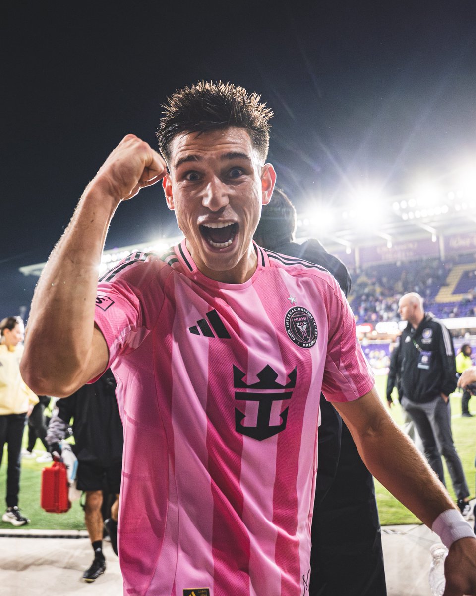 InterMiamiCF's tweet photo. THIS TEAM ✨💗 https://t.co/7sX3VYrKuS