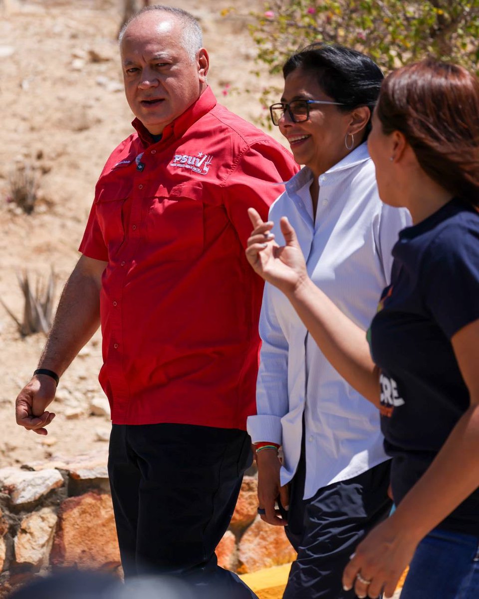 Con el Mazo Dando tweet media