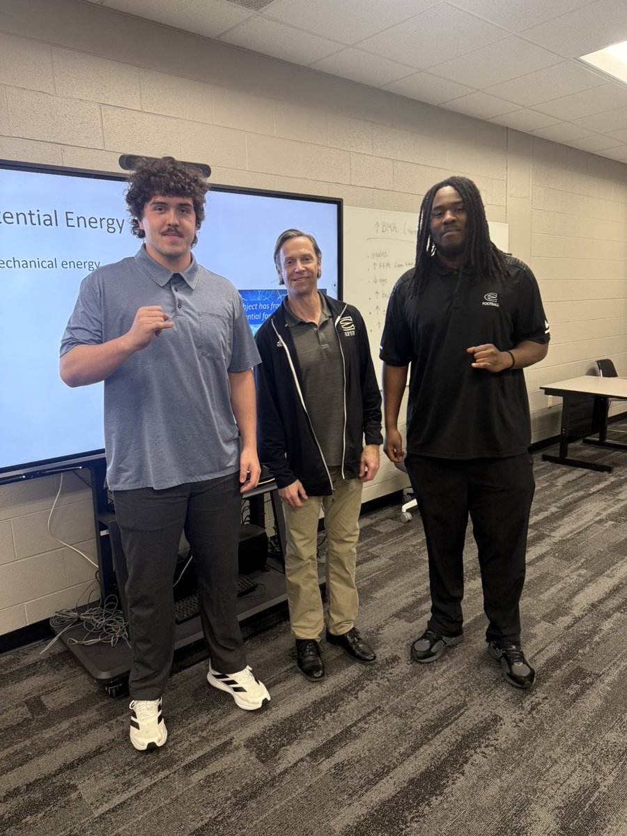 #dressforsuccess 
<a href="/esuhornetsfb/">ESU Hornet Football</a>