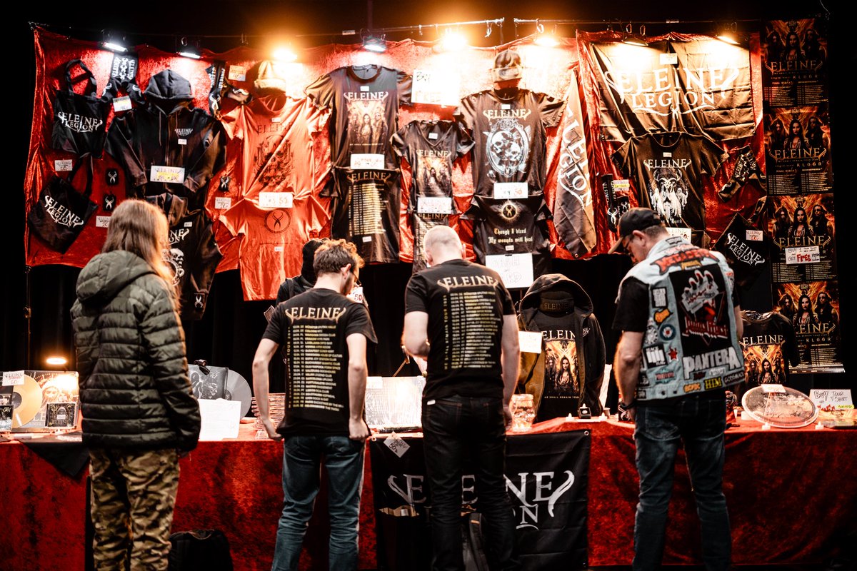 EleineOfficial's tweet photo. VIP Meet &amp; greet upgrades are out NOW! 🔥

👑 Secure your VIP upgrade today: https://t.co/bSOzI7EFdg 

We are offering you a VIP upgrade for our meet &amp; greets around Europe! Only 25 spots available per city 🤘
We'll see you there legions! 🤘
❗️Note: This is an upgrade only❗️ https://t.co/eFeflGZsoB