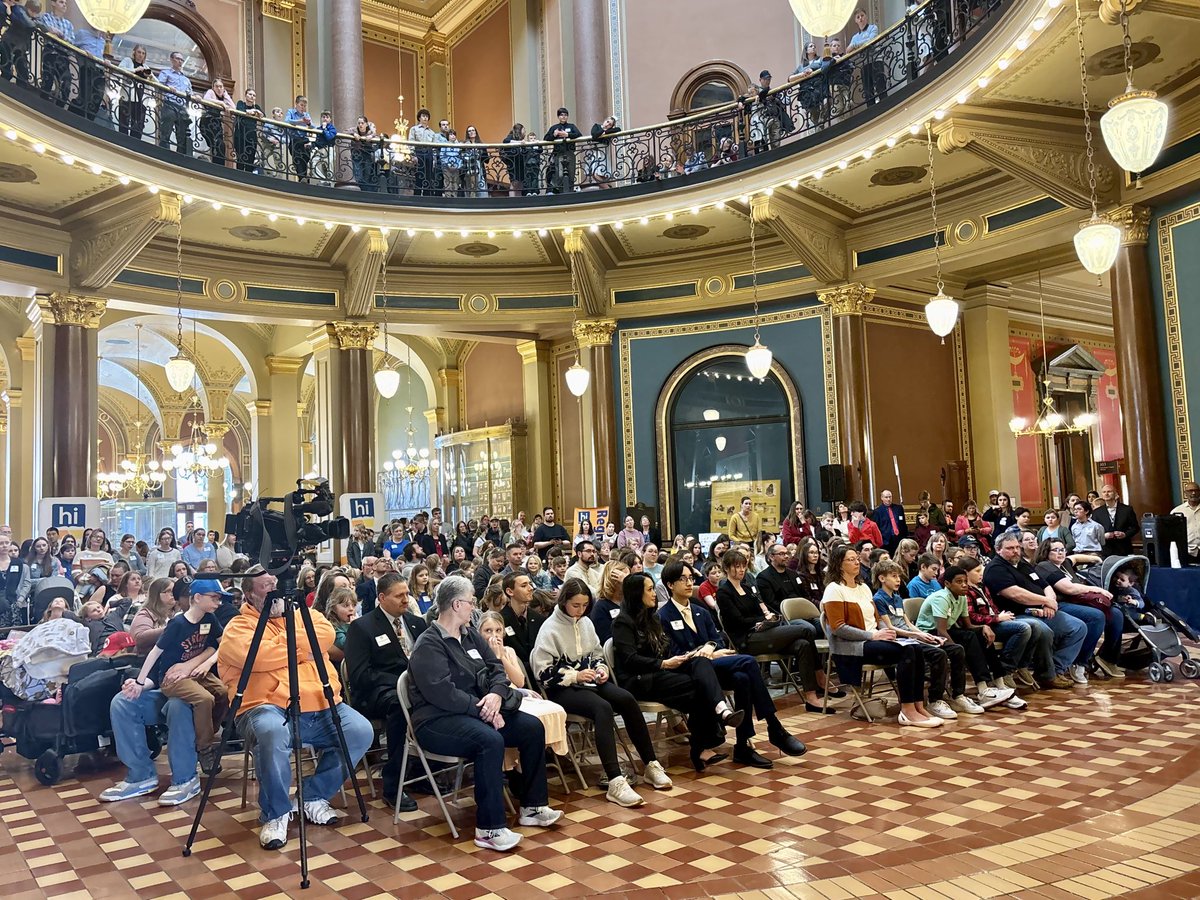 Iowa AG Brenna Bird tweet media
