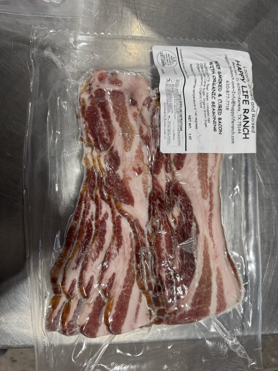 HappyLifeRanch's tweet photo. Wanna be in-the-know with what's happening at Happy Life Ranch? Sign up for our newsletter to get the inside scoop on sales, new items, ranch happenings and more! https://t.co/R8pir5FMf6 Here's just a tiny sample of all the ethically raised, clean fed meats we offer! #cleanmeat https://t.co/qA9bJeNX9Y