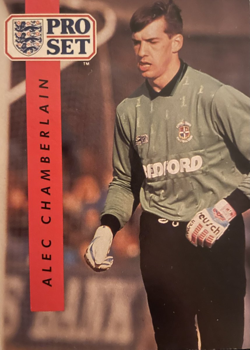 daily_set's tweet photo. Alec chamberlain of @LutonTown 1990/91. From @ColU_Official Player of the Year 1985 to @WatfordFC Play of the season 2002 and beyond. Fantastic career. #ProSet https://t.co/zcscw2MZW1