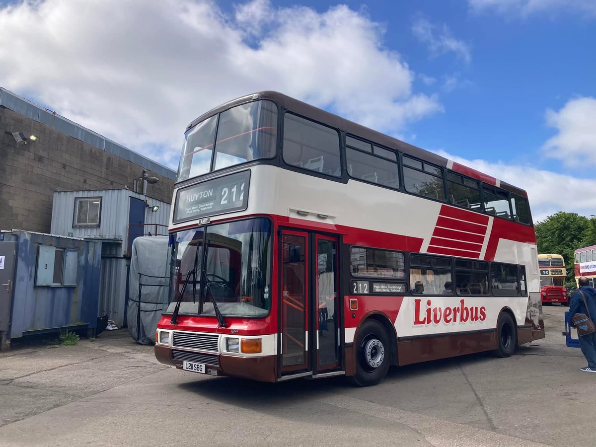 stephenhoughton tweet media