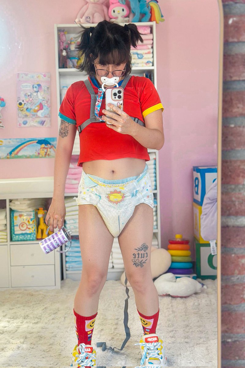 Iridis toddler 💞👑🏳️‍⚧️ tweet media