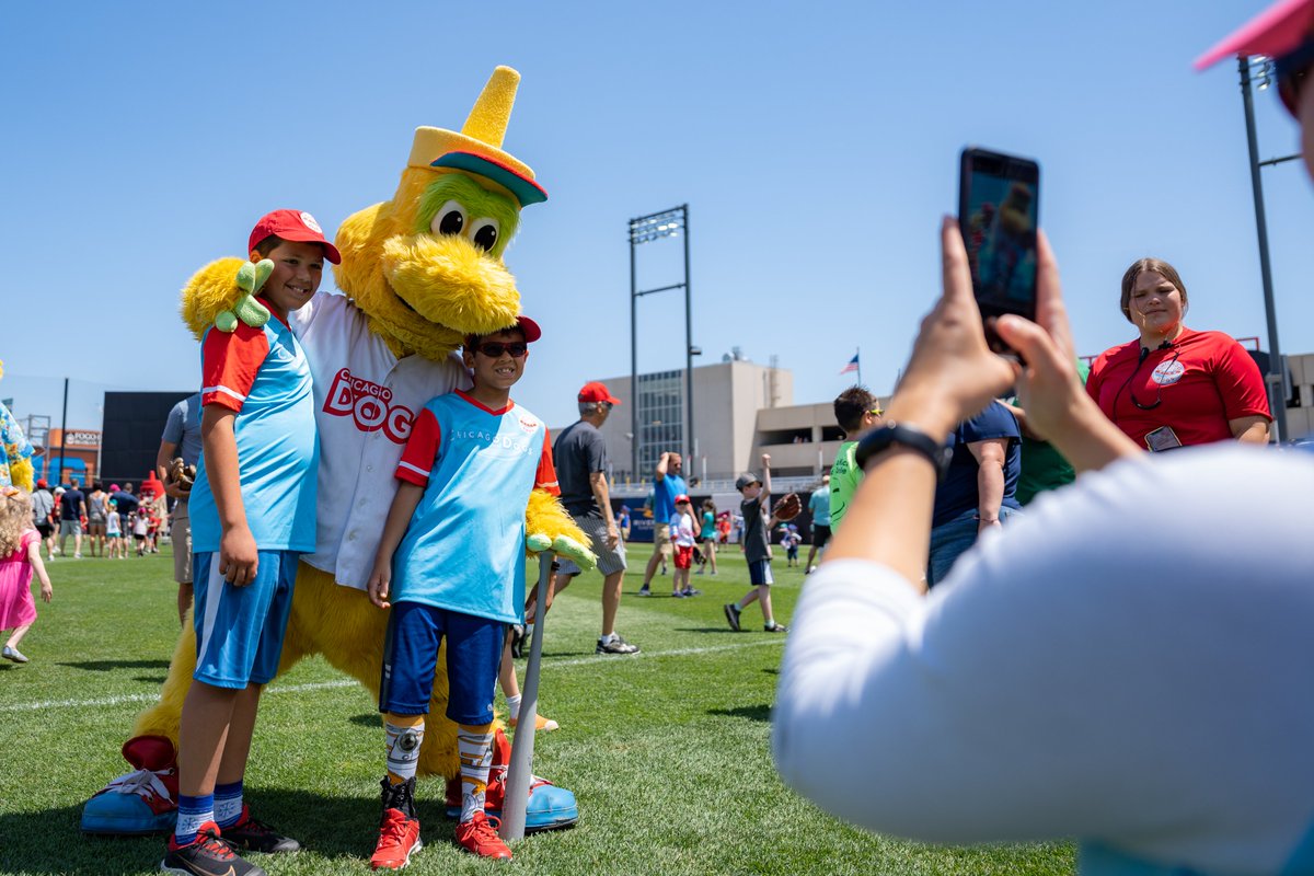 Chicago Dogs tweet media