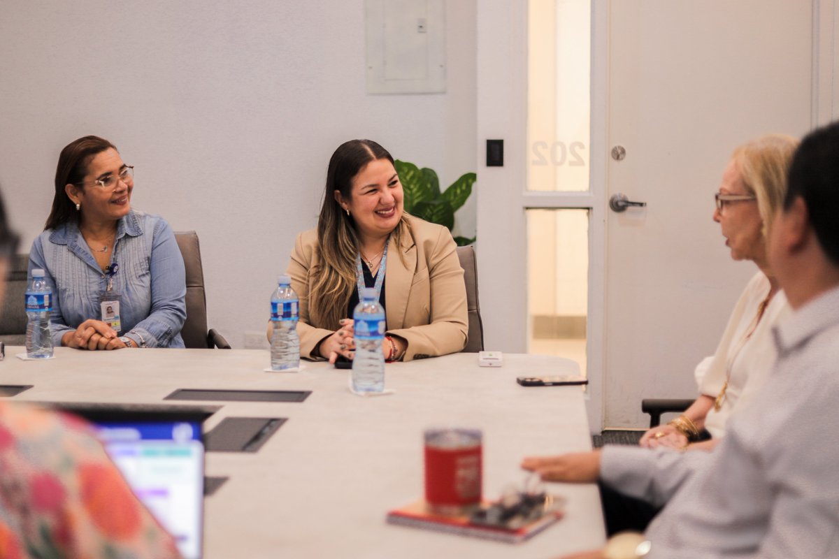 U del Istmo tweet media