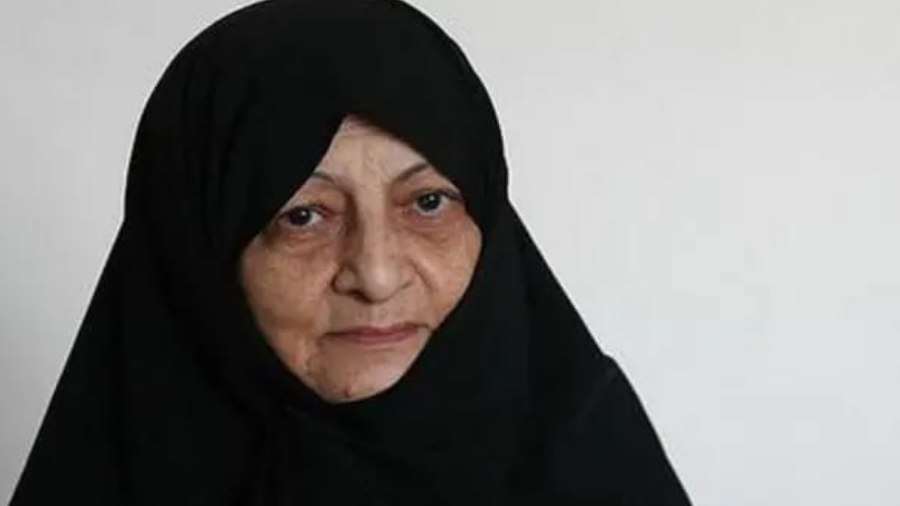 DaniAlex0's tweet photo. 🚨 ÚLTIMA HORA | Informan el fallecimiento de la esposa del Líder Supremo de Irán, tras una presunta agresión militar por parte de EE. UU. e Israel. La tensión escala en el Medio Oriente.
​Detalles aquí: 🔗 https://t.co/p5VmDGR4Jq https://t.co/KSEmUOroB5