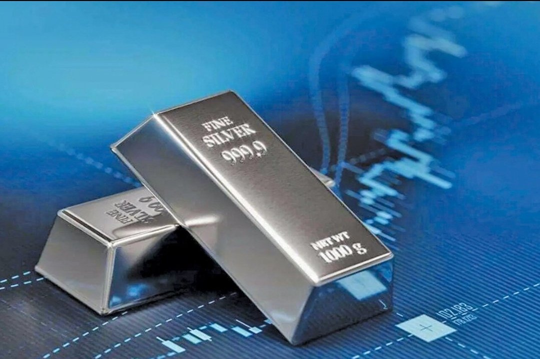 narcoss22's tweet photo. 🚨 Urgent 🚨
@narcoss22 
Silver disappoints its holders -10% 🔻 https://t.co/fvI6i9BC6V