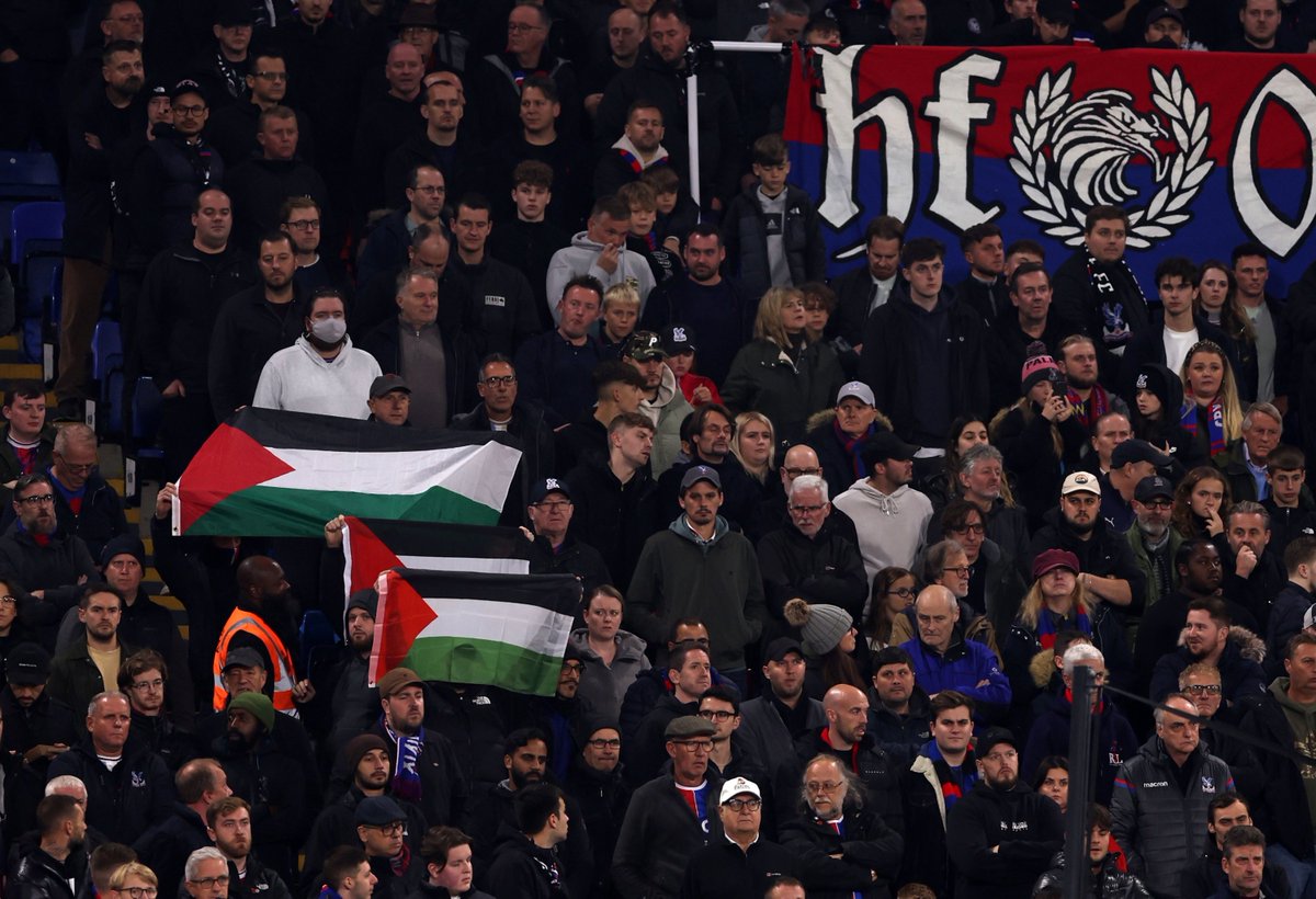 ultras_antifaa's tweet photo. Crystal Palace FC, England https://t.co/kxlu8g0jIP