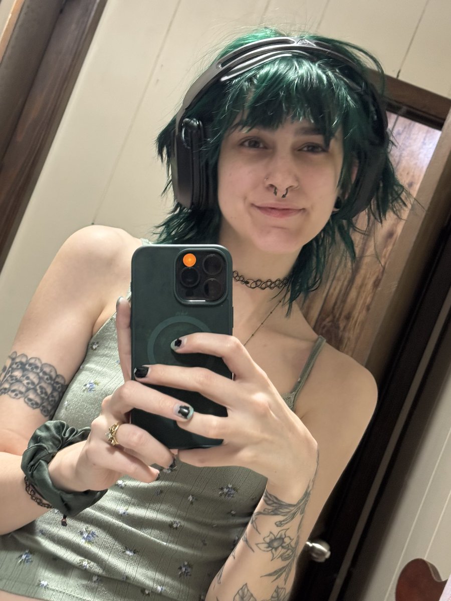 babypale 🖤 tweet media