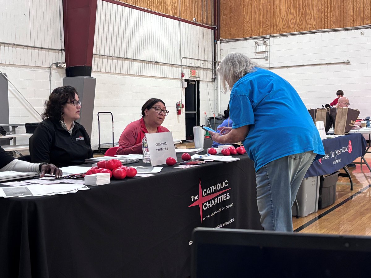 AgeOptions tweet media