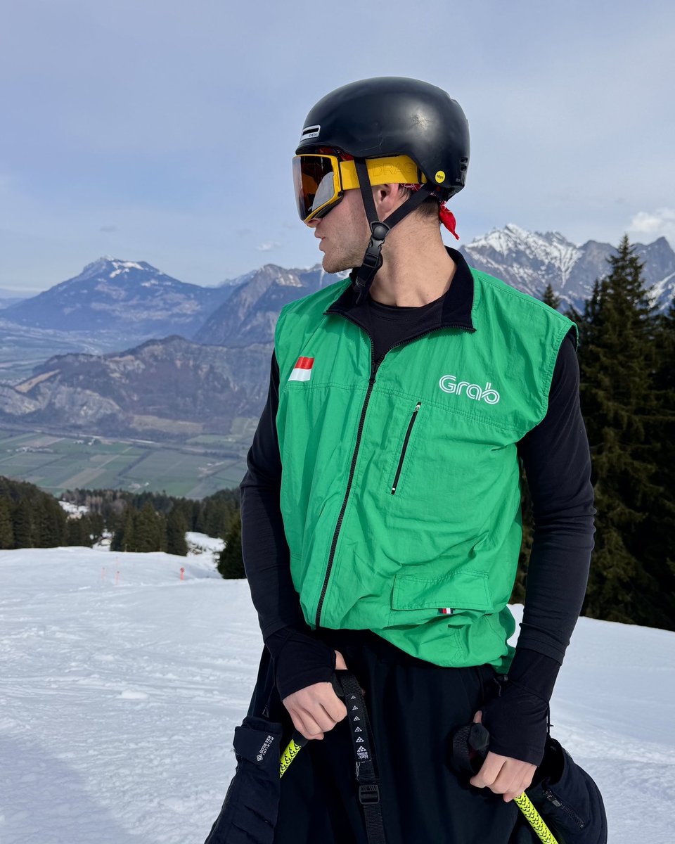 Phantom Stays tweet media