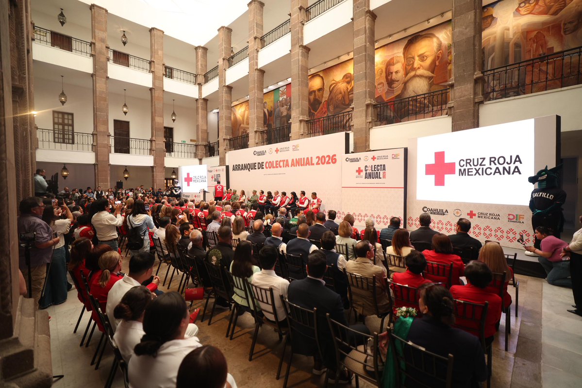 Siempre están cuando más se les necesita.Reconocemos a todo el equipo de esta institución que, con gran entrega, salva vidas todos los días.En #Coahuila seguiremos trabajando entre sociedad y gobierno por el bien de nuestra gente.⛑️🚑🙏🏼🤠 #CoahuilaPaDelante #APasosDeGigante(3/3)