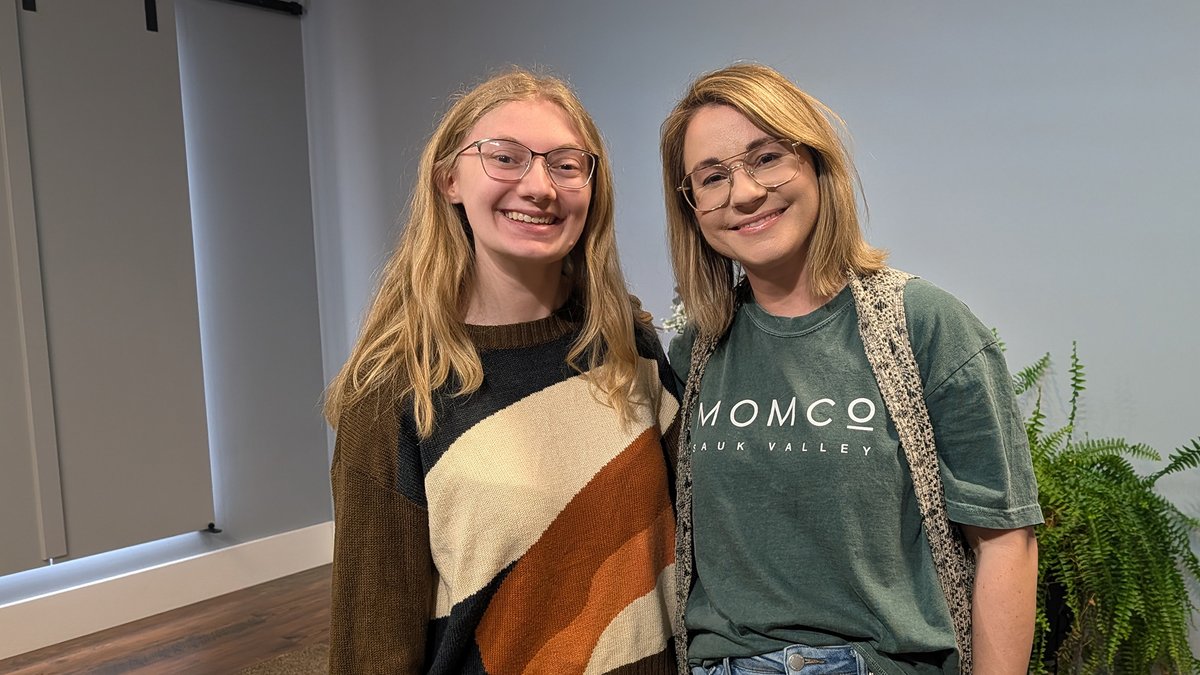 radarfreepress's tweet image. Moms aren’t meant to do life alone.
Sauk Valley MomCo is proving community still matters 💙
🎧 Listen now:
 theradar.online/along-the-rock…
#MomCo #AlongTheRock #SaukValley